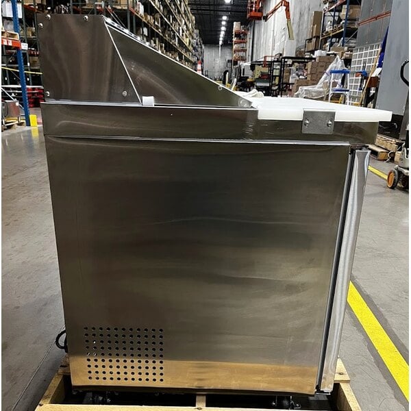 Scratch and Dent Avantco APT-48-HC 47" 2 Door Refrigerated Sandwich Prep Table