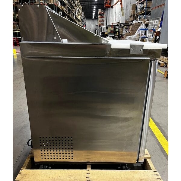 Scratch and Dent Avantco APT-48-HC 47" 2 Door Refrigerated Sandwich Prep Table