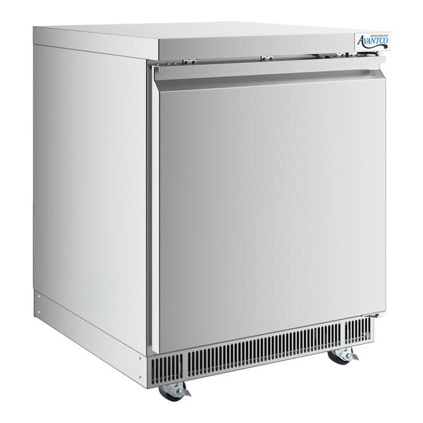 Scratch and Dent Avantco ZUC-27R-HC 27" Front Breathing Undercounter Refrigerator