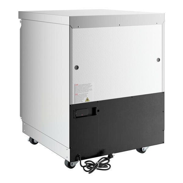 Scratch and Dent Avantco ZUC-27R-HC 27" Front Breathing Undercounter Refrigerator