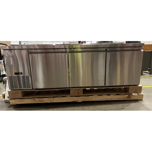 Scratch and Dent Avantco SS-WD-3R 93" Stainless Steel Extra Deep Worktop Refrigerator with 3 1/2" Backsplash