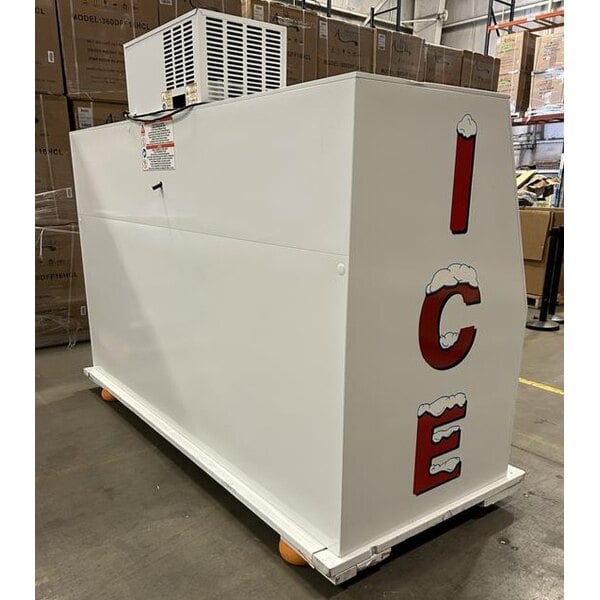 Scratch and Dent Leer 75ASL-R290 96" Outdoor Auto Defrost Ice Merchandiser with Slanted Front and Galvanized Steel Doors