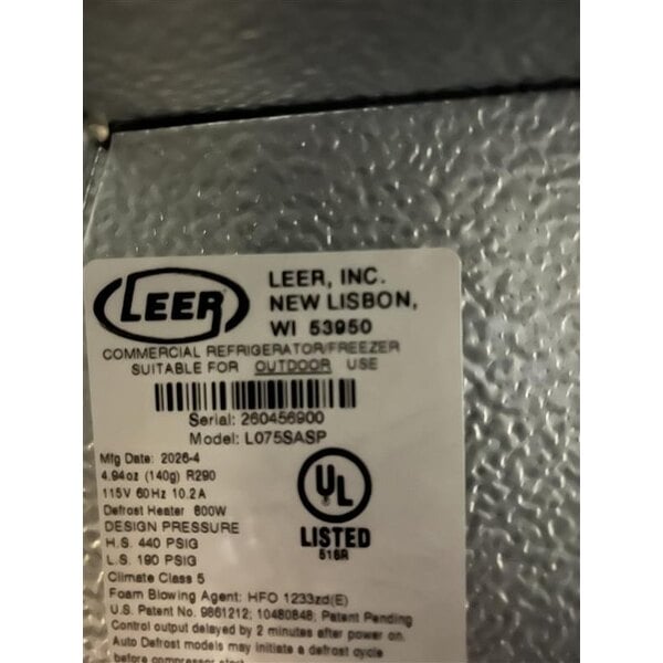Scratch and Dent Leer 75ASL-R290 96" Outdoor Auto Defrost Ice Merchandiser with Slanted Front and Galvanized Steel Doors