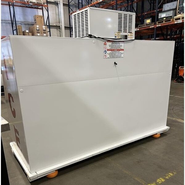 Scratch and Dent Leer 75ASL-R290 96" Outdoor Auto Defrost Ice Merchandiser with Slanted Front and Galvanized Steel Doors