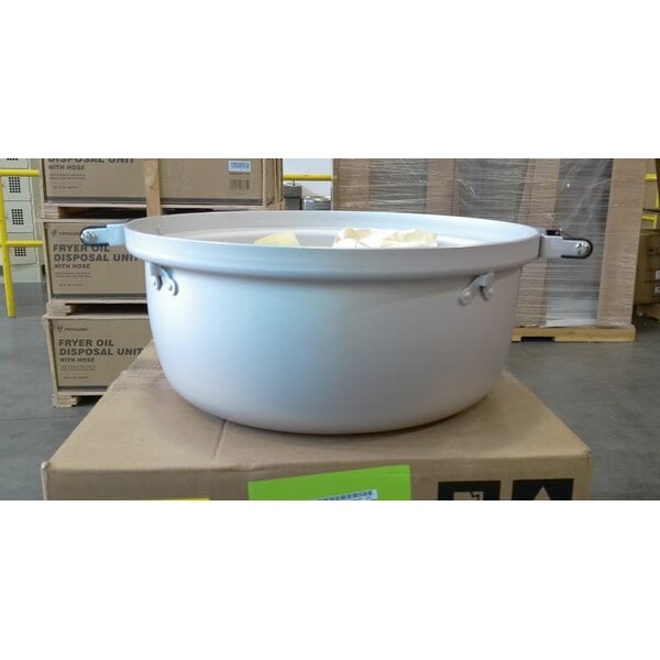 Scratch and Dent Avantco GRCNAT Natural Gas 110 Cup (55 Cup Raw) Gas Rice Cooker / Warmer - 24,000 BTU
