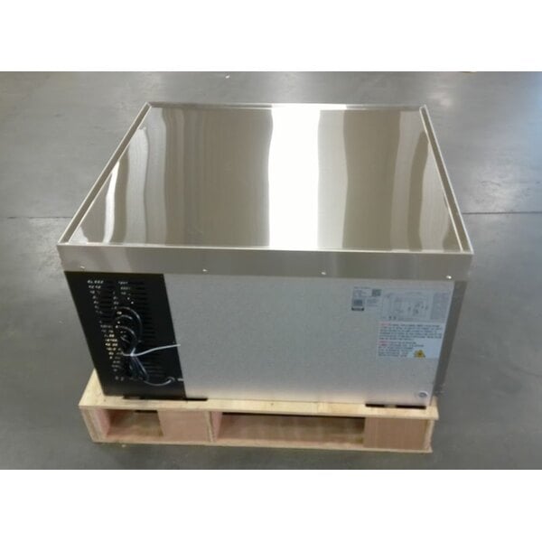 Scratch and Dent Avantco CBE-36-HC 36" 2 Drawer Refrigerated Chef Base