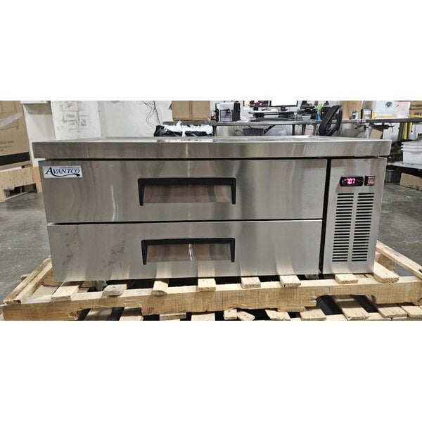 Scratch and Dent Cooking Performance Group GT-CPG-48-NL 48" Gas Countertop Griddle with Flame Failure Protection and Thermostatic Controls - 120,000 BTU