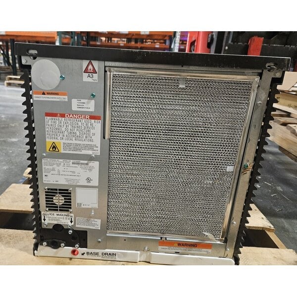 Scratch and Dent Manitowoc IDP0420A-161 Indigo NXT iP0420 22" Air-Cooled Full Dice Cube Ice Machine - 463 lb., 115V, 1 Phase