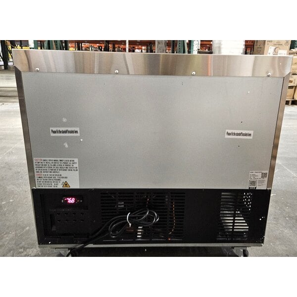 Scratch and Dent Avantco SS-UC-36R-HC 36" Stainless Steel ADA Height Undercounter Refrigerator