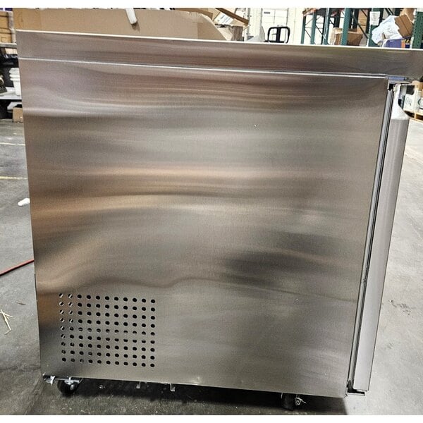 Scratch and Dent Avantco SS-UC-36R-HC 36" Stainless Steel ADA Height Undercounter Refrigerator