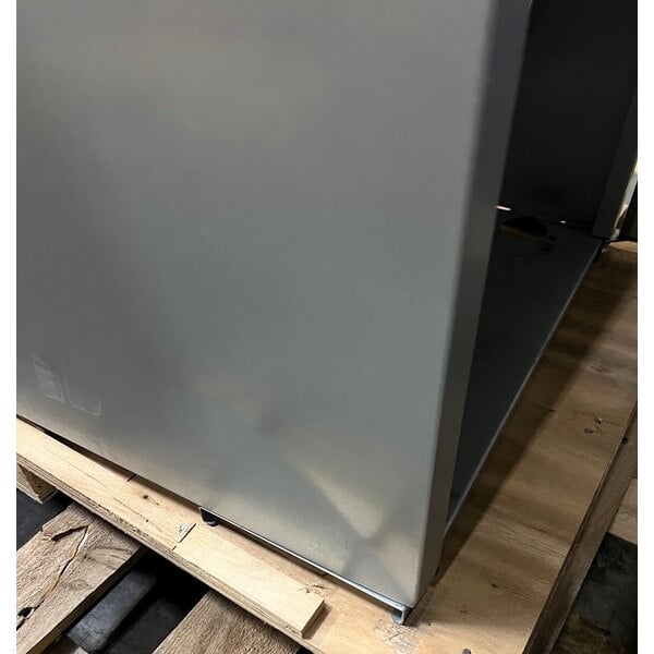 Scratch and Dent Avantco F5-ES-N 65-70 lb. Natural Gas Stainless Steel Floor Fryer - 100,000 BTU