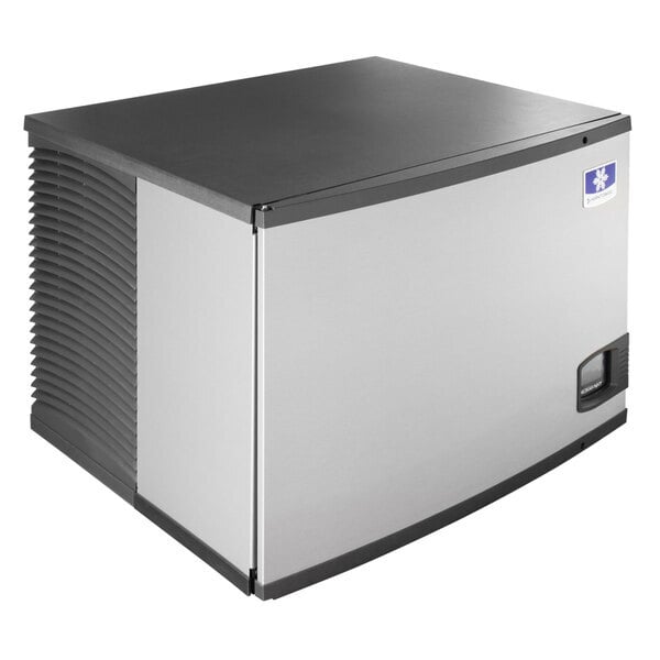 Scratch and Dent Manitowoc IYP0500W-161 Indigo NXT iP0500 30" Water-Cooled Half Dice Cube Ice Machine - 509 lb., 115V, 1 Phase