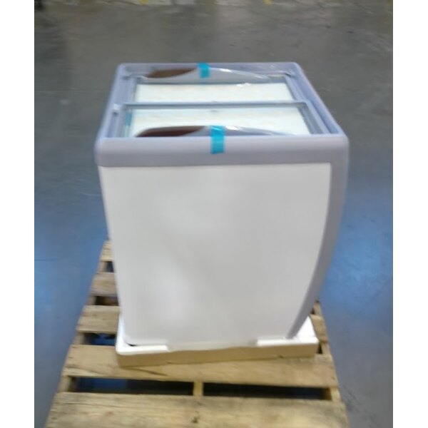 Scratch and Dent Avantco ADC-4-N 26" Customizable Ice Cream Dipping Cabinet