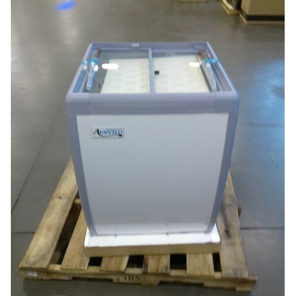 Scratch and Dent Avantco ADC-4-N 26" Customizable Ice Cream Dipping Cabinet