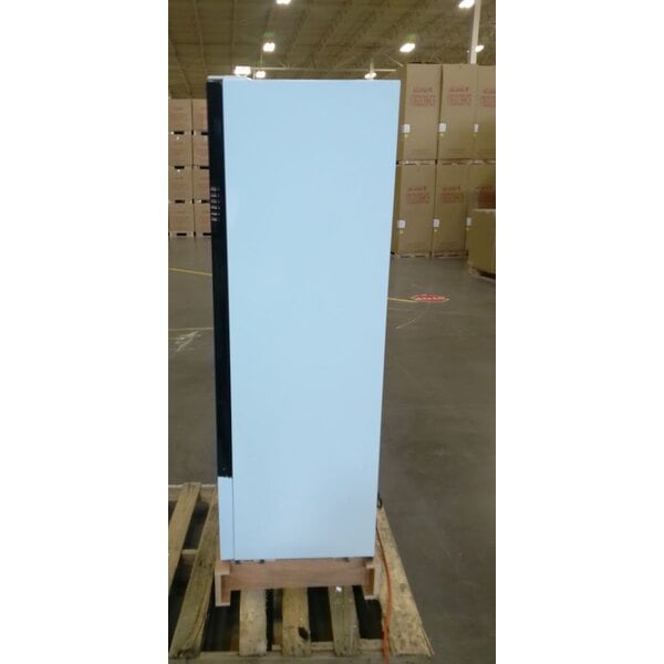 Scratch and Dent Avantco GDC-10-HC 21 5/8" White Swing Glass Door Merchandiser Refrigerator with LED Lighting