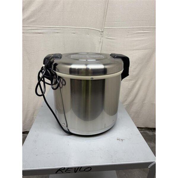 Scratch and Dent Zojirushi THA-803SA 88 Cup (Cooked) Stainless Steel Electric Rice Warmer with Removable Pot - 120V, 77W