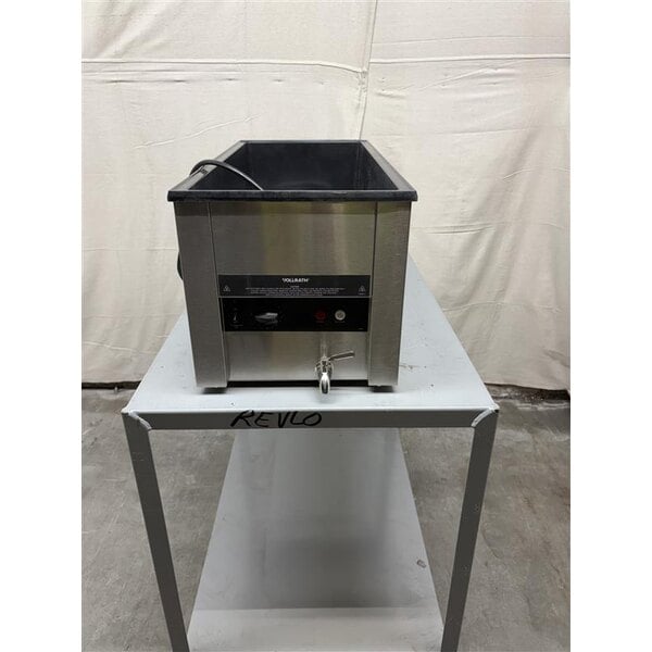 Scratch and Dent Vollrath 72051 Cayenne 28 3/4" x 13 3/4" Heat 'n Serve 4/3 Size Countertop Food Rethermalizer - 120V, 1600W