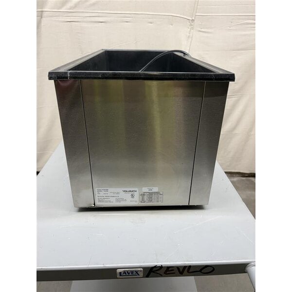 Scratch and Dent Vollrath 72051 Cayenne 28 3/4" x 13 3/4" Heat 'n Serve 4/3 Size Countertop Food Rethermalizer - 120V, 1600W