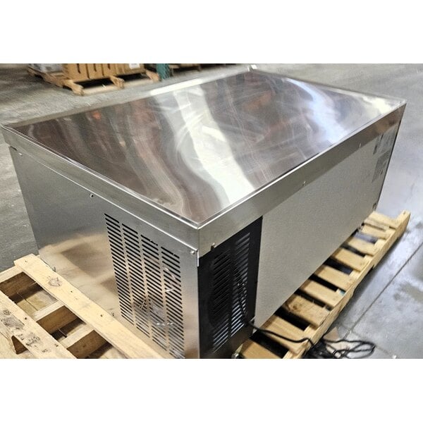 Scratch and Dent Avantco CBE-48-HC 48" 2 Drawer Refrigerated Chef Base