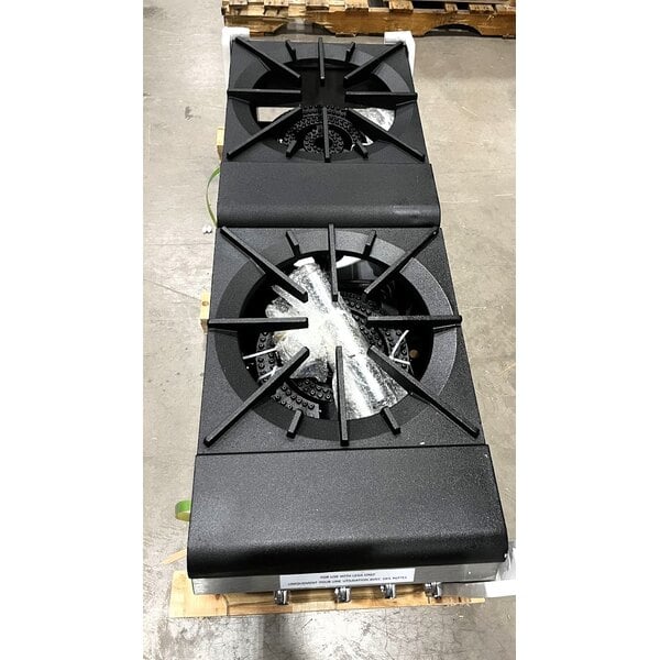 Scratch and Dent Vulcan VSP200F Natural Gas 2 Burner Stock Pot Range - 220,000 BTU
