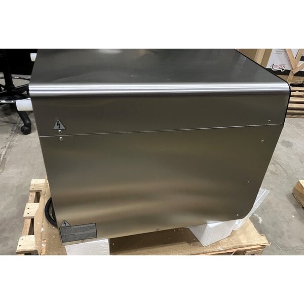Scratch and Dent Pratica RO-101-1-BR Rocket Express Electric Ventless Stainless Steel High-Speed Oven - 208/240V, 1 Phase