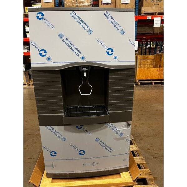 Scratch and Dent Manitowoc SPA312-161 30" Touchless Hotel Ice Dispenser - 115V, 180 lb.