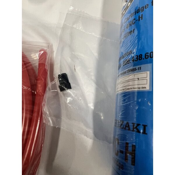 Scratch and Dent Hoshizaki H9320-51 Single Cartridge Filtration System - 0.5 Micron Rating and 2 GPM