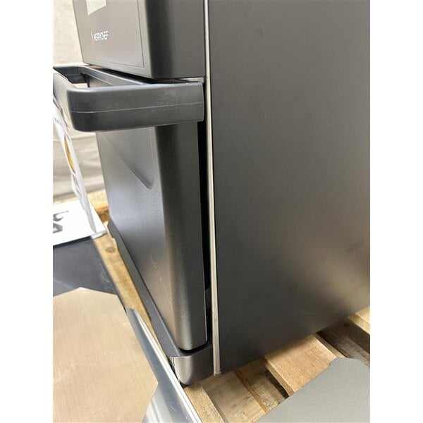 Scratch and Dent Merrychef eikon e1s Classic High-Speed Accelerated Cooking Countertop Oven - 208/240V