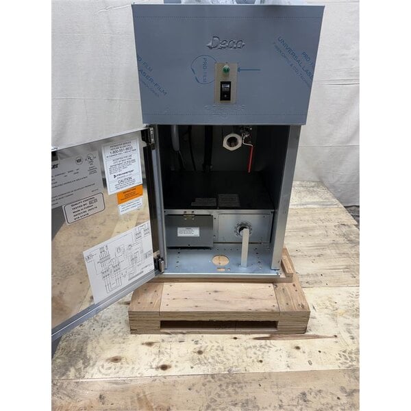 Scratch and Dent Dean by Frymaster SR114E Super Runner Economy 40 lb. Electric Floor Fryer - 240V, 1 Phase