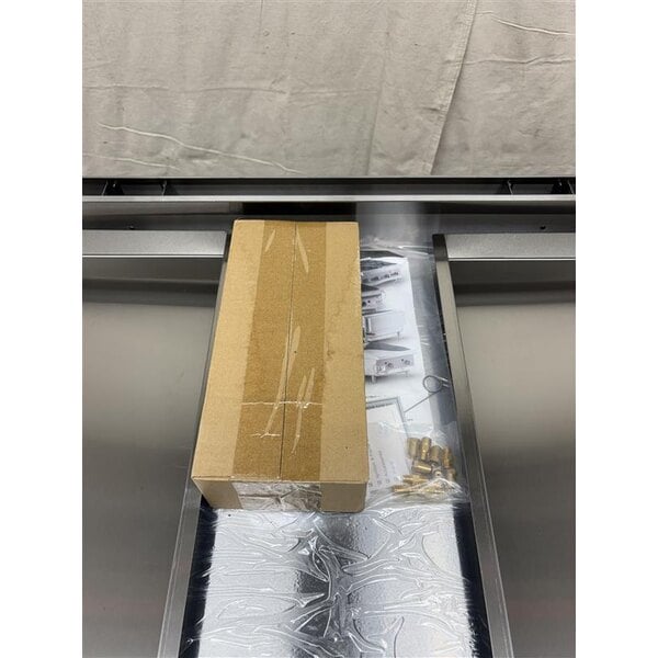 Scratch and Dent Cooking Performance Group GT-CPG-60-NL 60" Gas Countertop Griddle with Thermostatic Controls - 150,000 BTU