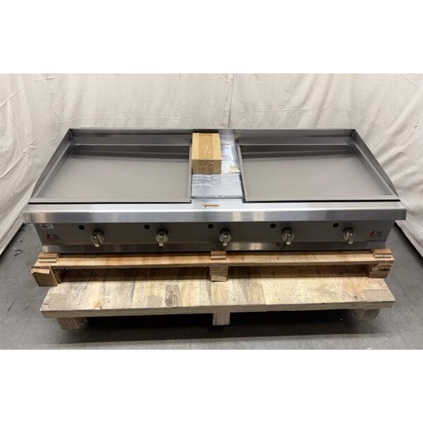 Scratch and Dent Cooking Performance Group GT-CPG-60-NL 60" Gas Countertop Griddle with Thermostatic Controls - 150,000 BTU