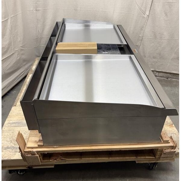 Scratch and Dent Cooking Performance Group GT-CPG-60-NL 60" Gas Countertop Griddle with Thermostatic Controls - 150,000 BTU