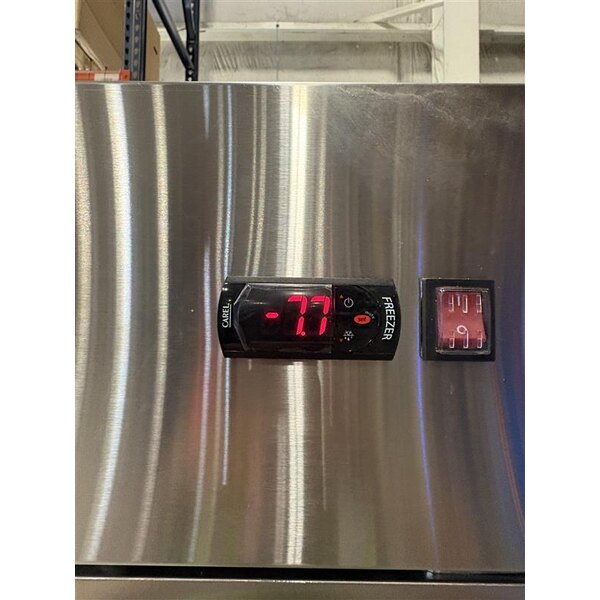 Scratch and Dent MainStreet Equipment BMR-23-F 29" Solid Door Reach-In Freezer