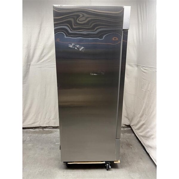Scratch and Dent MainStreet Equipment BMR-23-F 29" Solid Door Reach-In Freezer