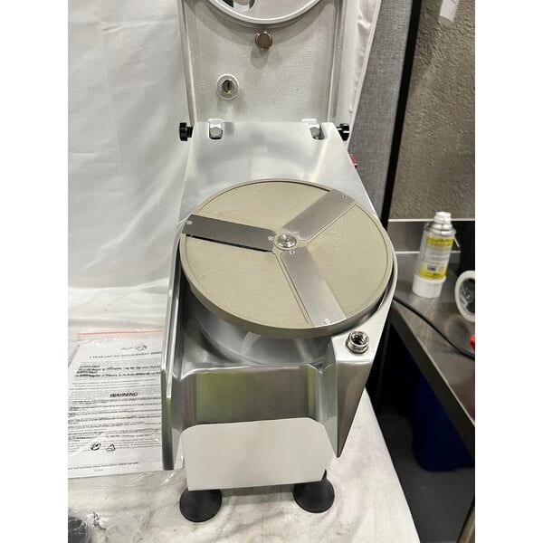 Scratch and Dent AvaMix CFP5D Continuous Feed Food Processor with 5 Discs - 3/4 hp