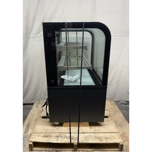 Scratch and Dent Avantco BC-36-HC 36" Curved Glass Black Refrigerated Bakery Display Case