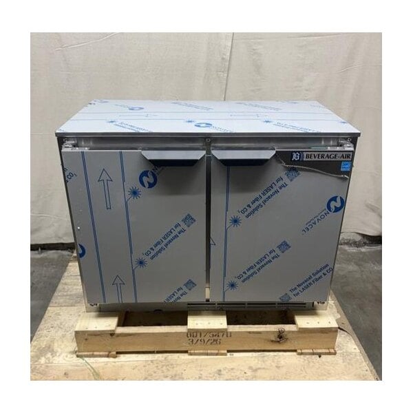 Scratch and Dent Beverage-Air UCR34HC-23 34" Low Profile Undercounter Refrigerator