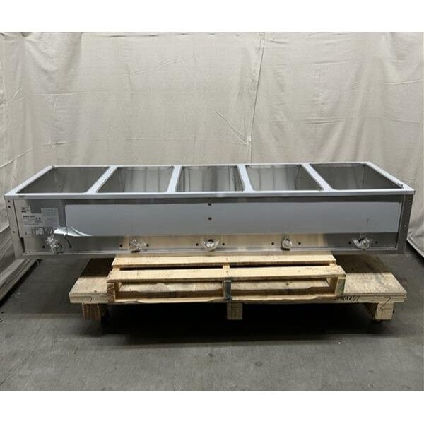 Scratch and Dent ServIt Five Pan Open Well Electric Steam Table with Partially Enclosed Base and Angled Sneeze Guard - 208/240V, 3750W