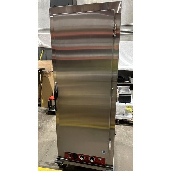 Scratch and Dent Avantco HPESS-1836 Full Size Insulated Heated Holding / Proofing Cabinet with Solid Stainless Steel Door - 120V