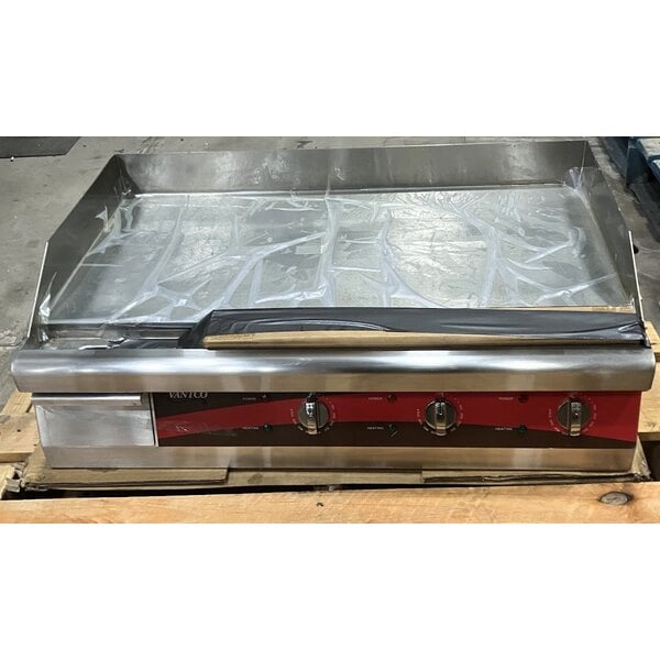 Scratch and Dent Avantco EG30N 30" Electric Countertop Griddle - 208/240V, 3375W-4500W