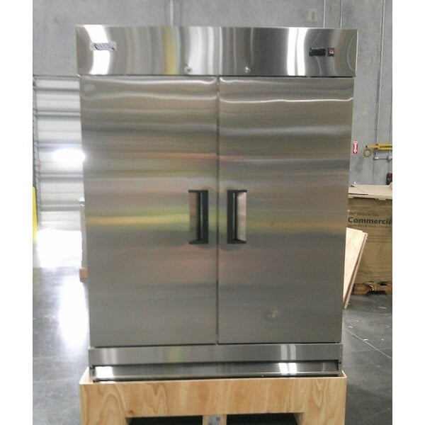 Scratch and Dent Avantco A-49R-HC 54" Solid Door Reach-In Refrigerator