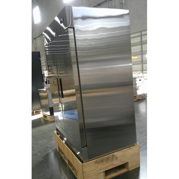 Scratch and Dent Avantco A-49R-HC 54" Solid Door Reach-In Refrigerator