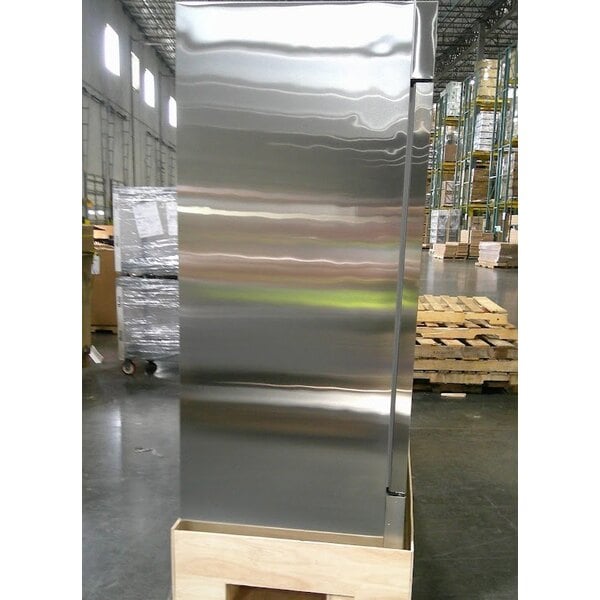 Scratch and Dent Avantco A-49R-HC 54" Solid Door Reach-In Refrigerator