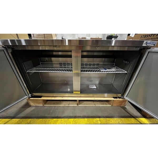 Scratch and Dent Avantco SS-UC-60R-HC 60" Undercounter Refrigerator