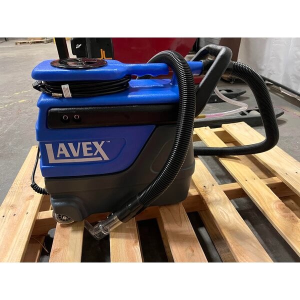Scratch and Dent Lavex 2-Stage Cold Water Spot Extractor with 7' Hoses and 4" Clear View Upholstery Tool - 3 Gallon, 55 PSI