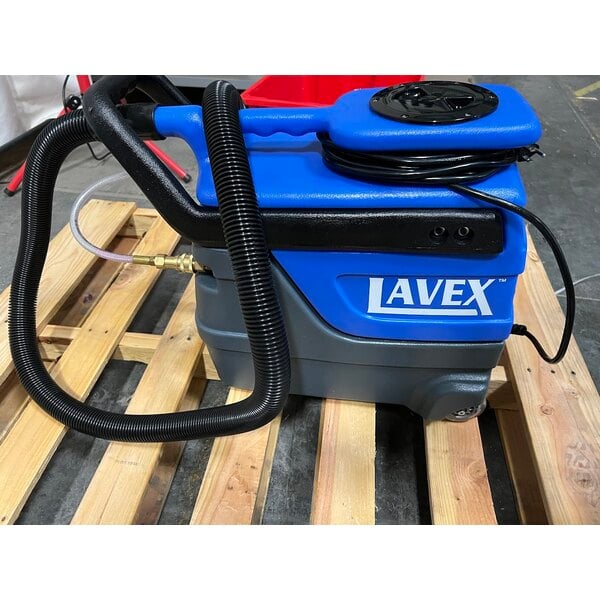 Scratch and Dent Lavex 2-Stage Cold Water Spot Extractor with 7' Hoses and 4" Clear View Upholstery Tool - 3 Gallon, 55 PSI