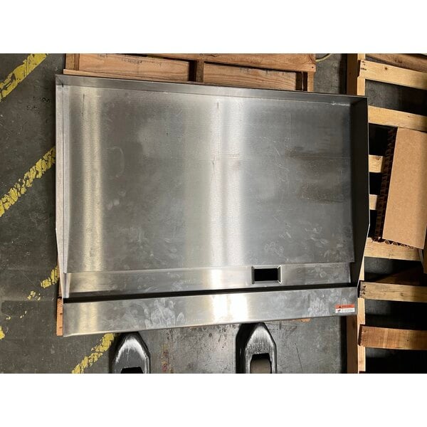 Scratch and Dent Cooking Performance Group G-CPG-36-M 36" Electric Countertop Griddle - 9,000W / 12,000W, 208 / 240V