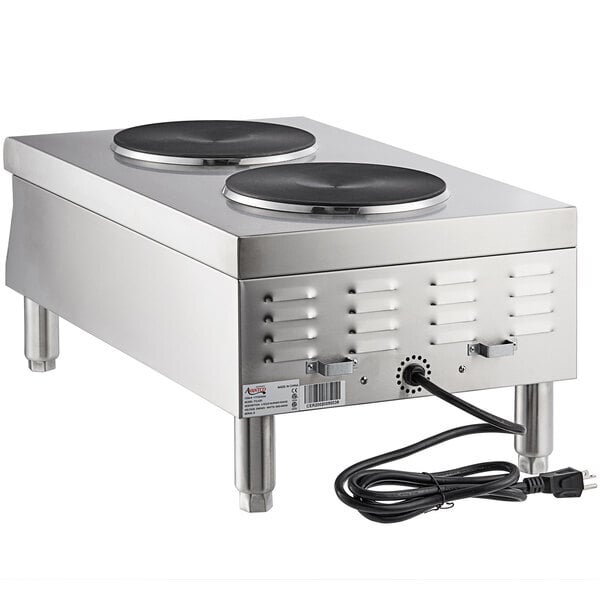 Scratch and Dent Avantco CER-200 Dual Solid French-Style Burner Countertop Electric Range - 208/240V, 2260/3600W