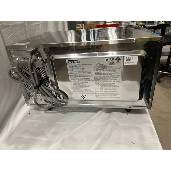 Scratch and Dent Waring WMO90 Stainless Steel Commercial Microwave with Push Button Controls - 120V, 1000W