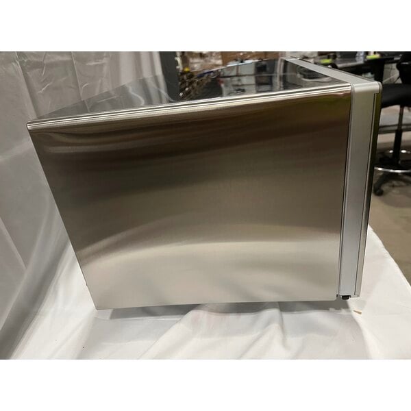 Scratch and Dent Waring WMO90 Stainless Steel Commercial Microwave with Push Button Controls - 120V, 1000W